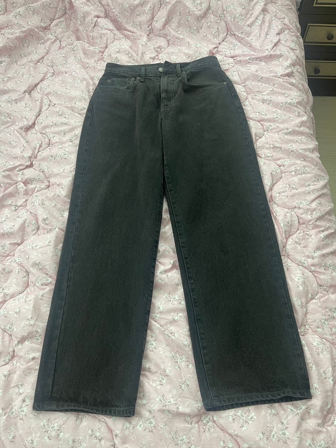 디네댓 레귤러진 블랙 s 사이즈 판매합니다 상품이미지1