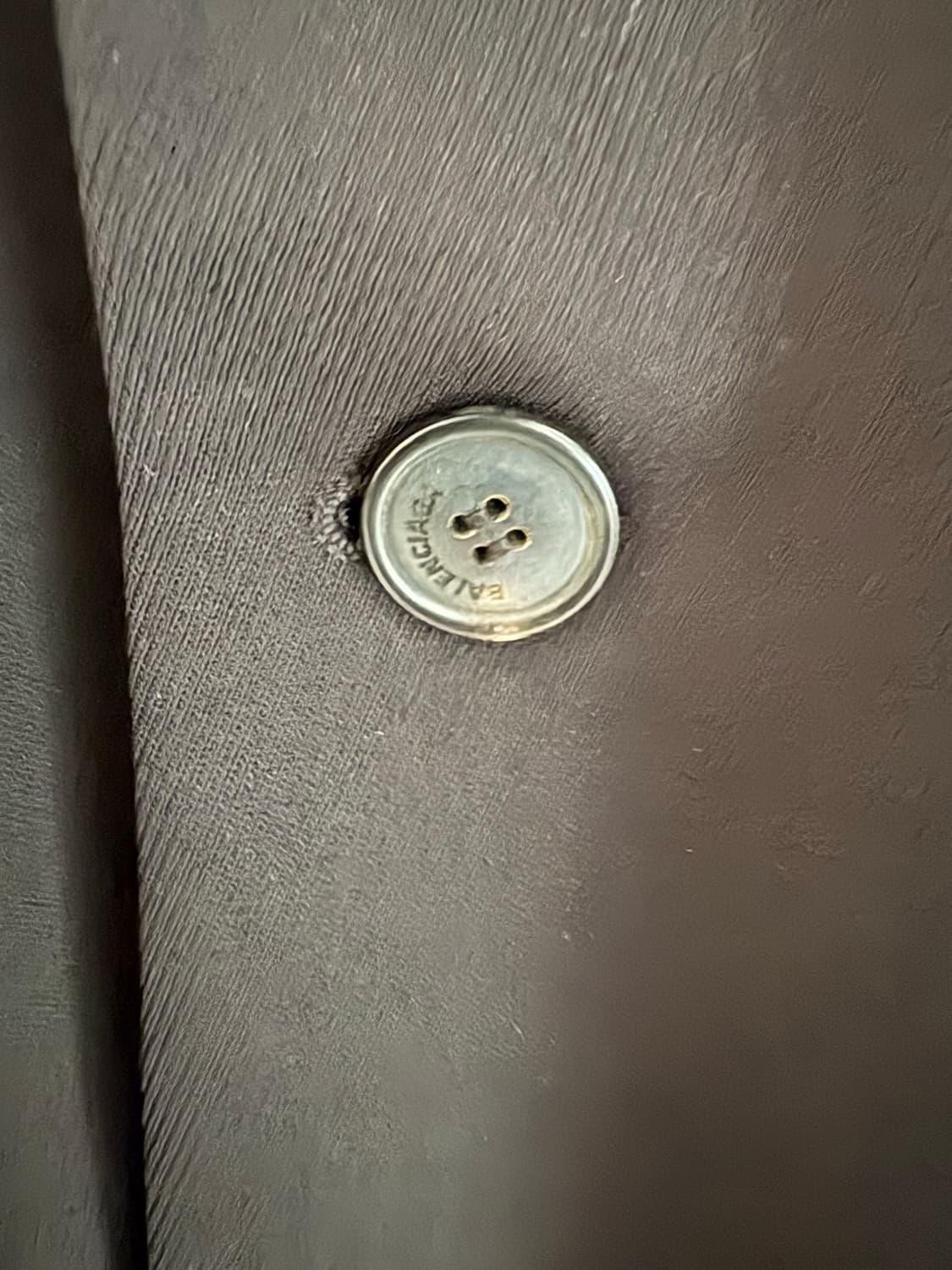 발렌시아가 플루이드 비스코스 개버딘 워시드 자켓 블랙 상품이미지3