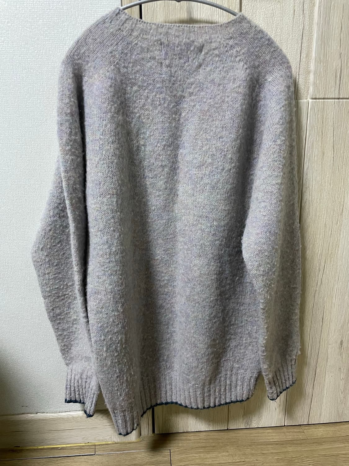 이스트로그 쉐기독 니트 상품이미지3