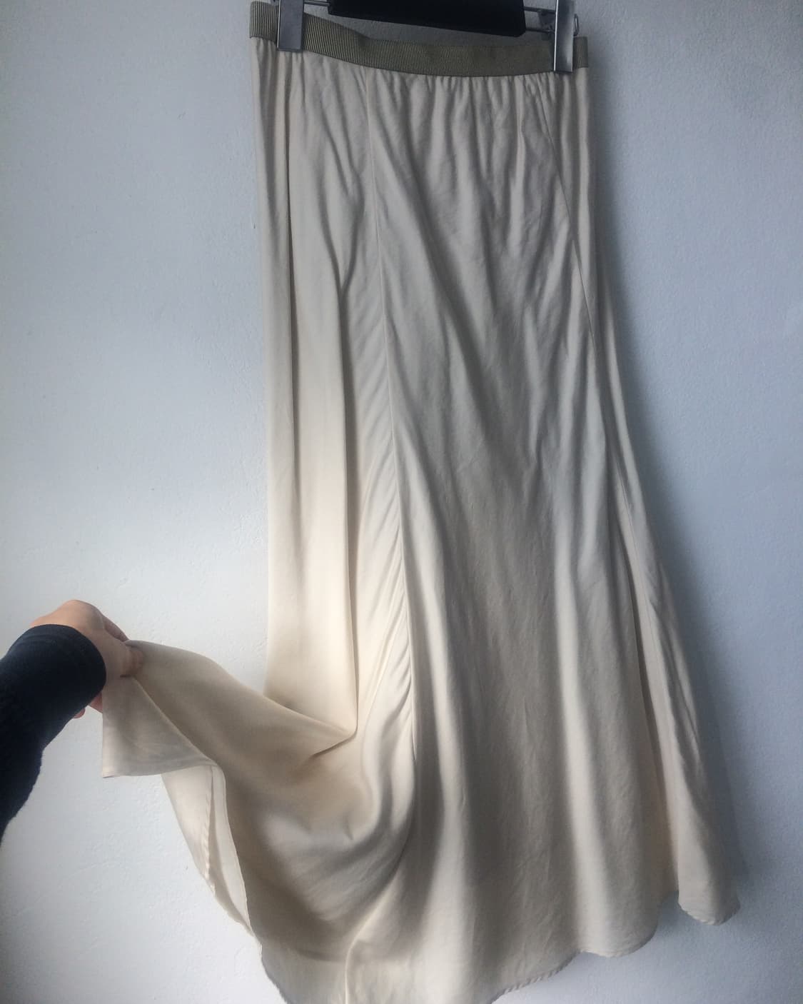 Glossy long skirt 상품이미지3
