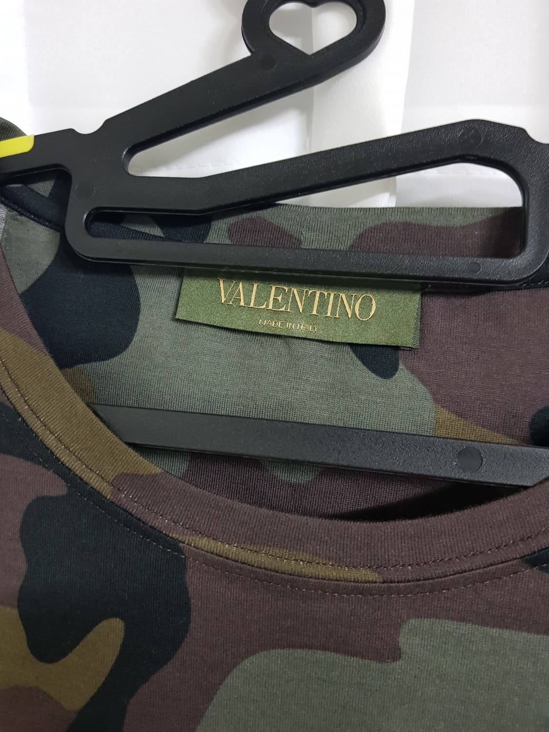 (110~120) 발렌티노 반팔티 xl 카모플라쥬 라운 상품이미지3