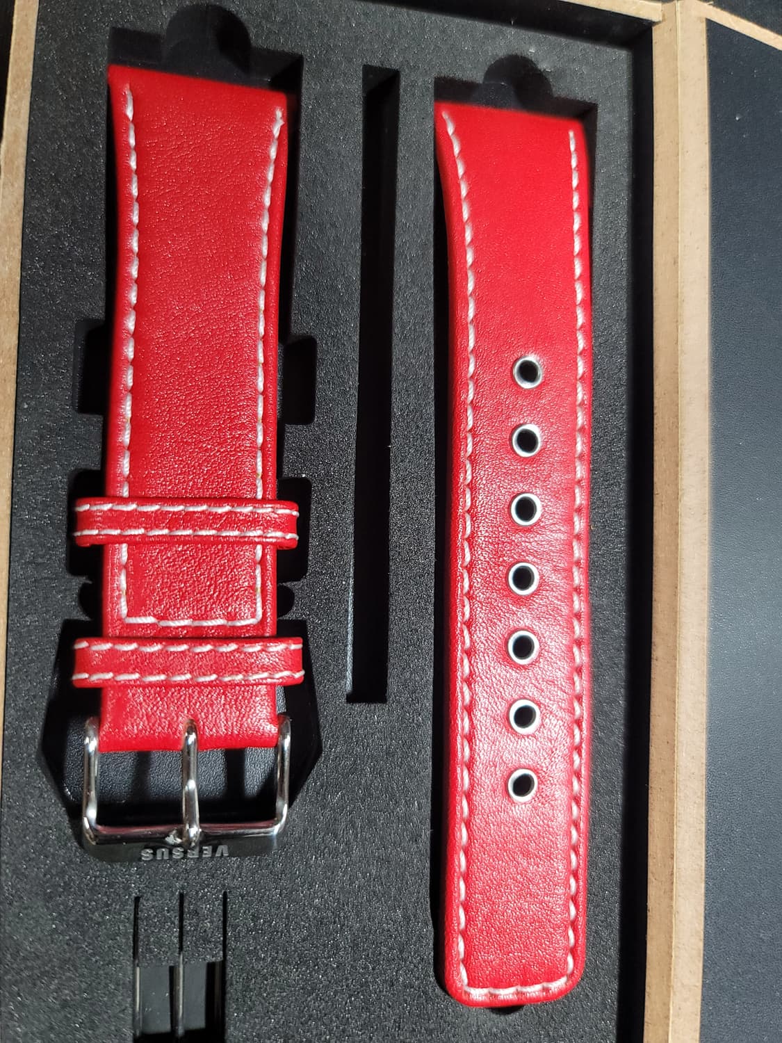 돌체앤가바나 소가죽 시계줄 스트랩 레드  상품이미지1