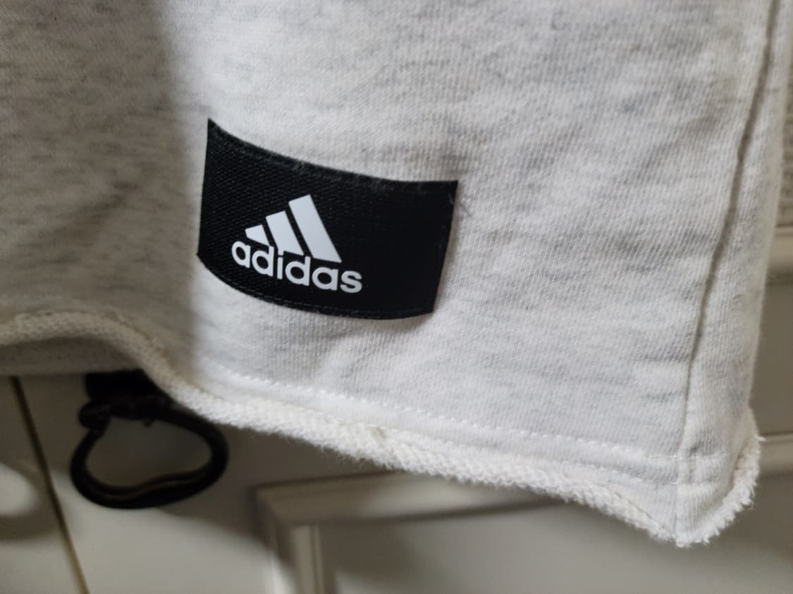 아디다스 회색 코튼 면 민소매 슬리브리스 티셔츠 M 사이즈 상품이미지6
