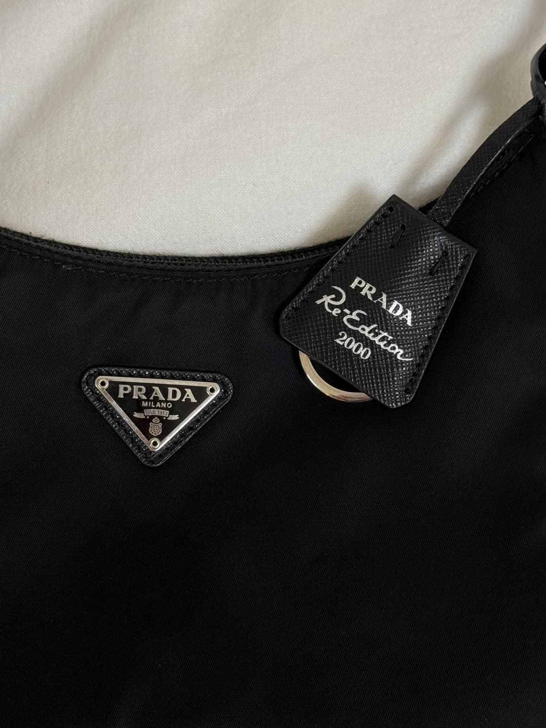 프라다) 리에디션 2000 리나일론 호보백 블랙 상품이미지4