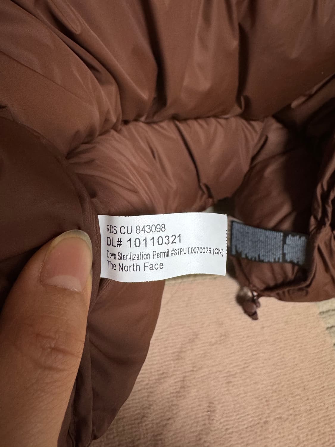 [m]노스페이스 700 다크오크 패딩 (NF0A3C8D) 상품이미지10