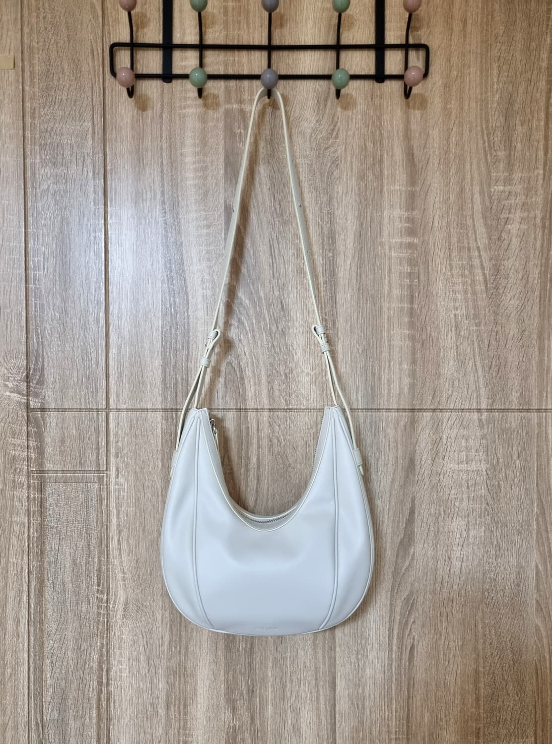 폴뉴아 오벌백 상품이미지1