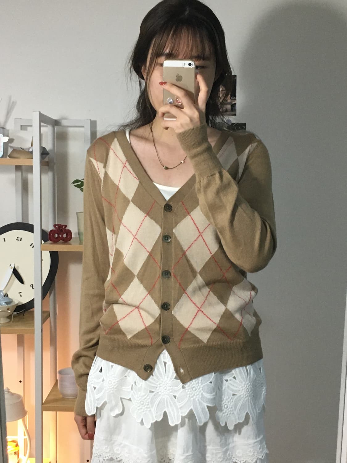 로리즈팜 베이지 아가일 가디건 상품이미지1