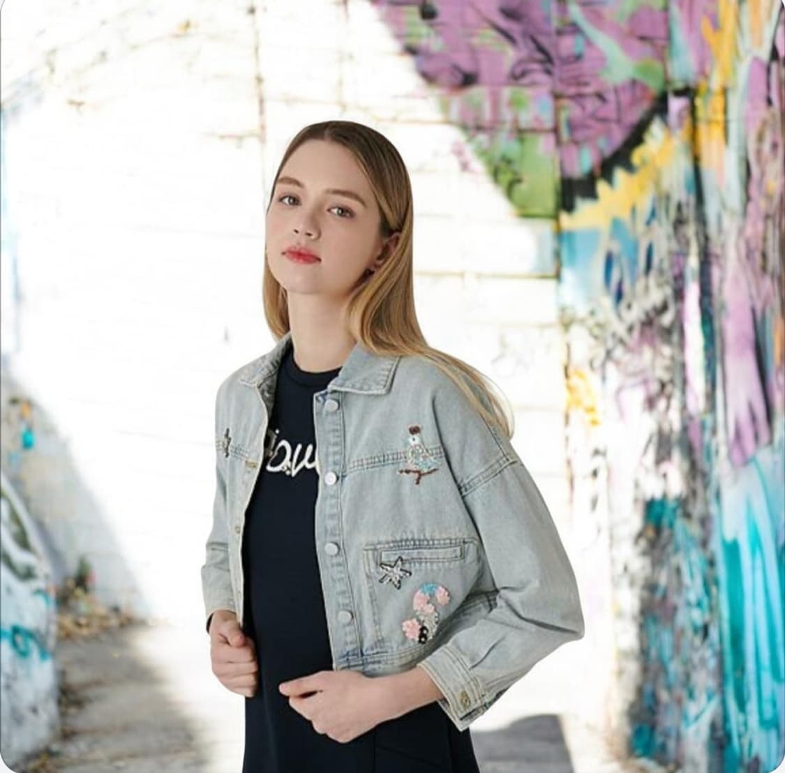 사틴 와펜 자수 데님자켓 55(FREE) | 여유핏 | S211N104A 상품이미지1