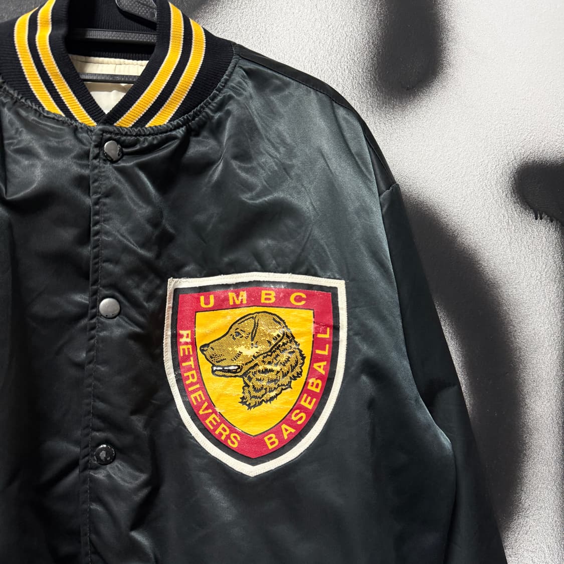 VTG USA 빈티지 올드스쿨 배색 빅 패치 사틴 바시티 자켓 상품이미지3