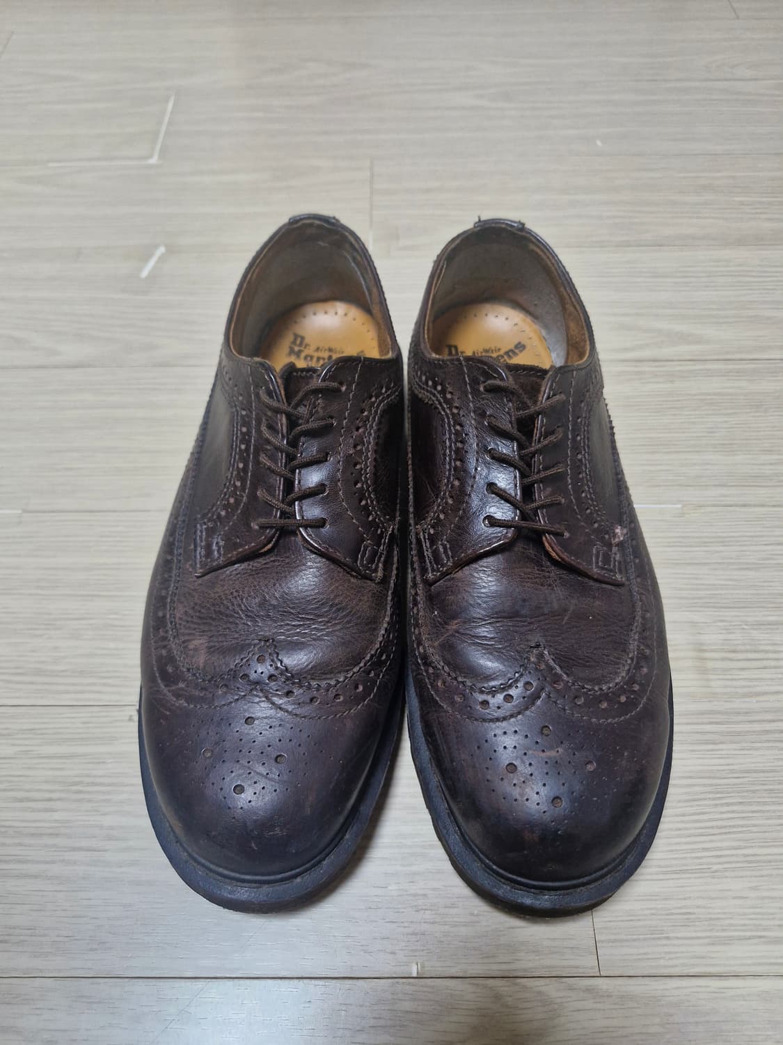 (280) 닥터마틴 3989 브로그 윙팁 브라운 상품이미지1