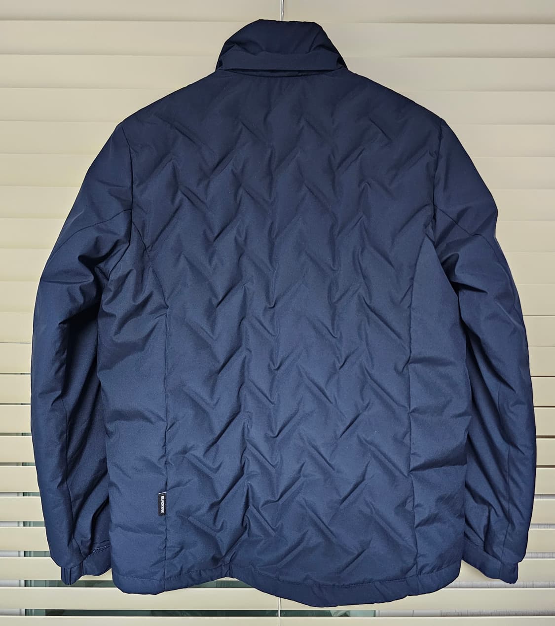 블랙야크 네이비 퀼팅 덕다운 경량패딩 95(M) 상품이미지3