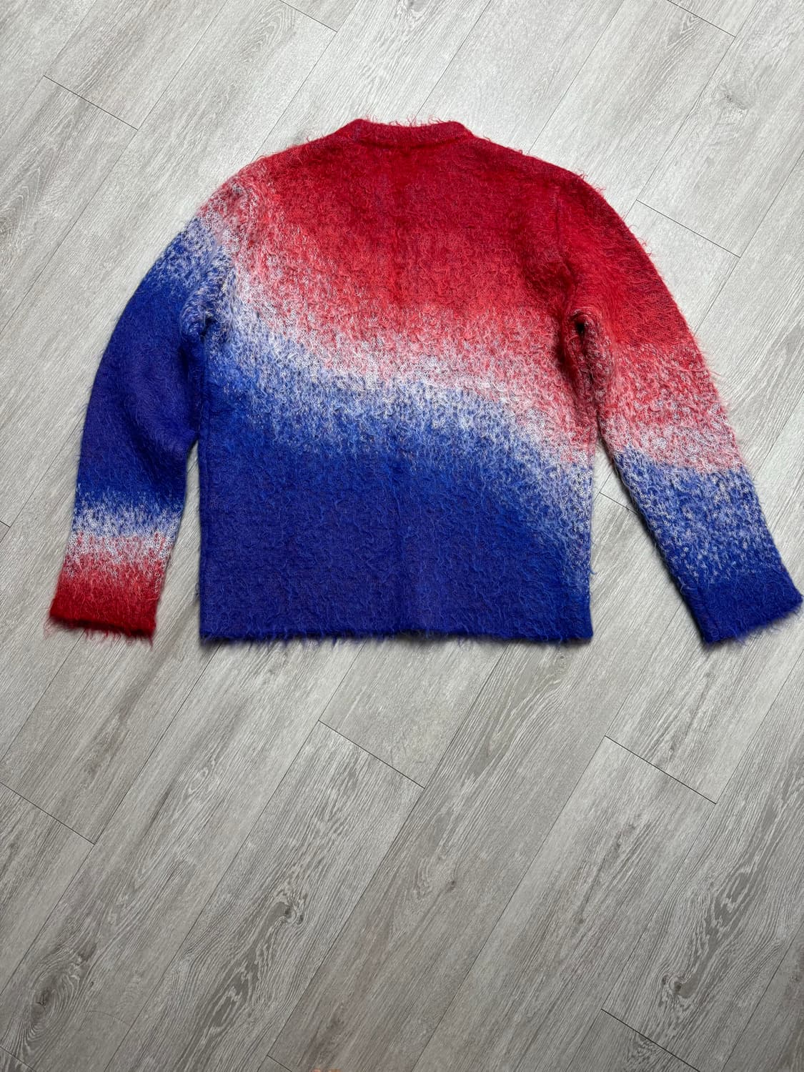 ERL 그라디언트 니트 red and blue  상품이미지3