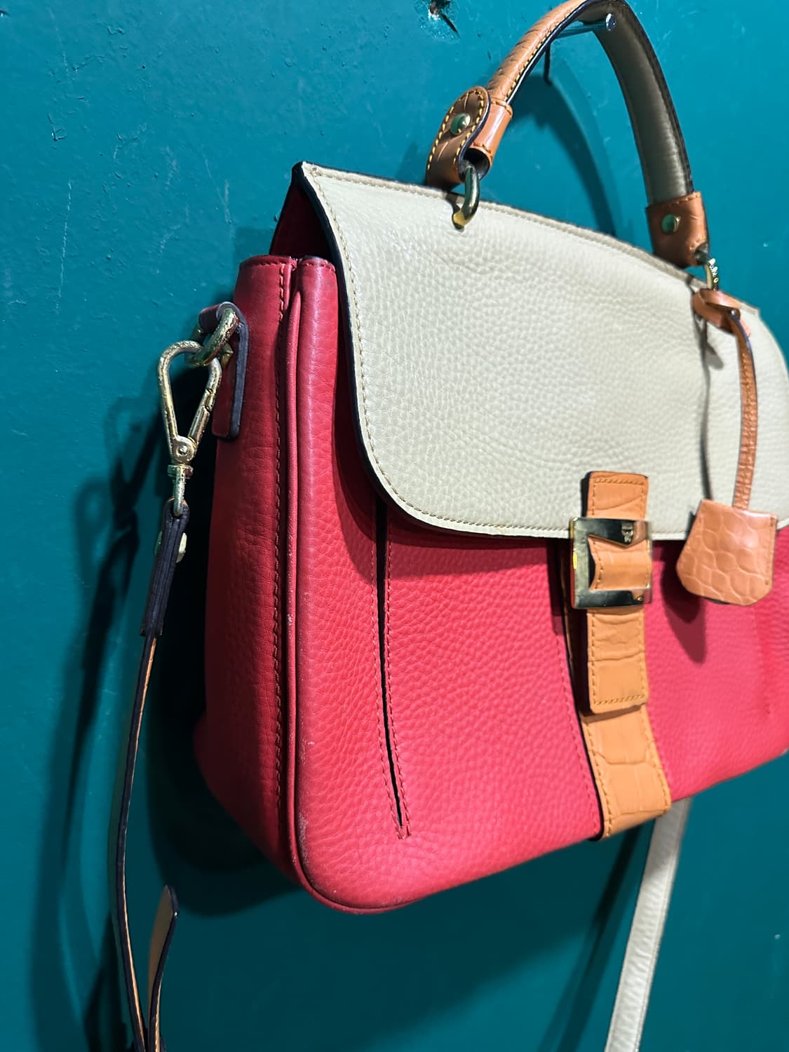 mcm가죽 크로스백 상품이미지4