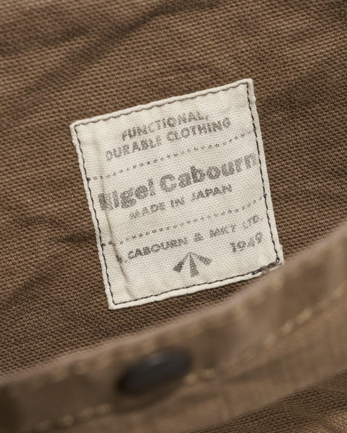 나이젤 카본 메일 백 카키 상품이미지5