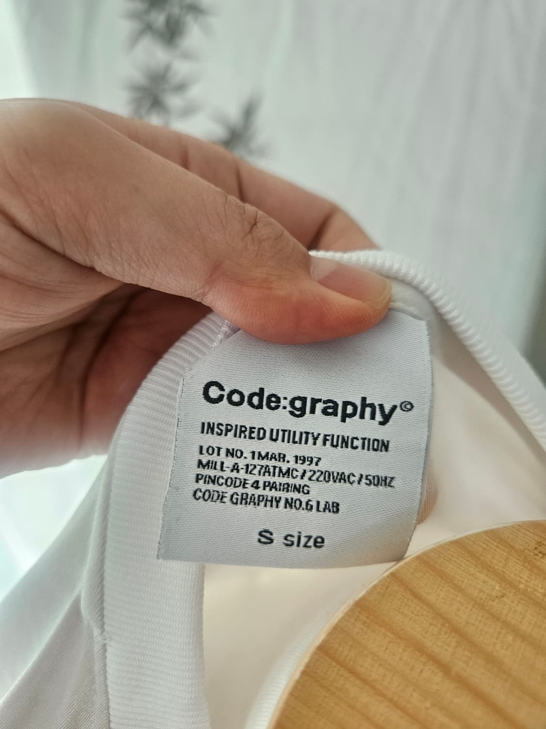 코드그라피 핑크티셔츠 상품이미지2