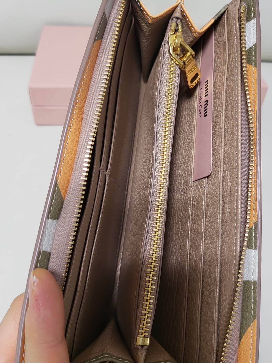 미우미우 장지갑  상품이미지9