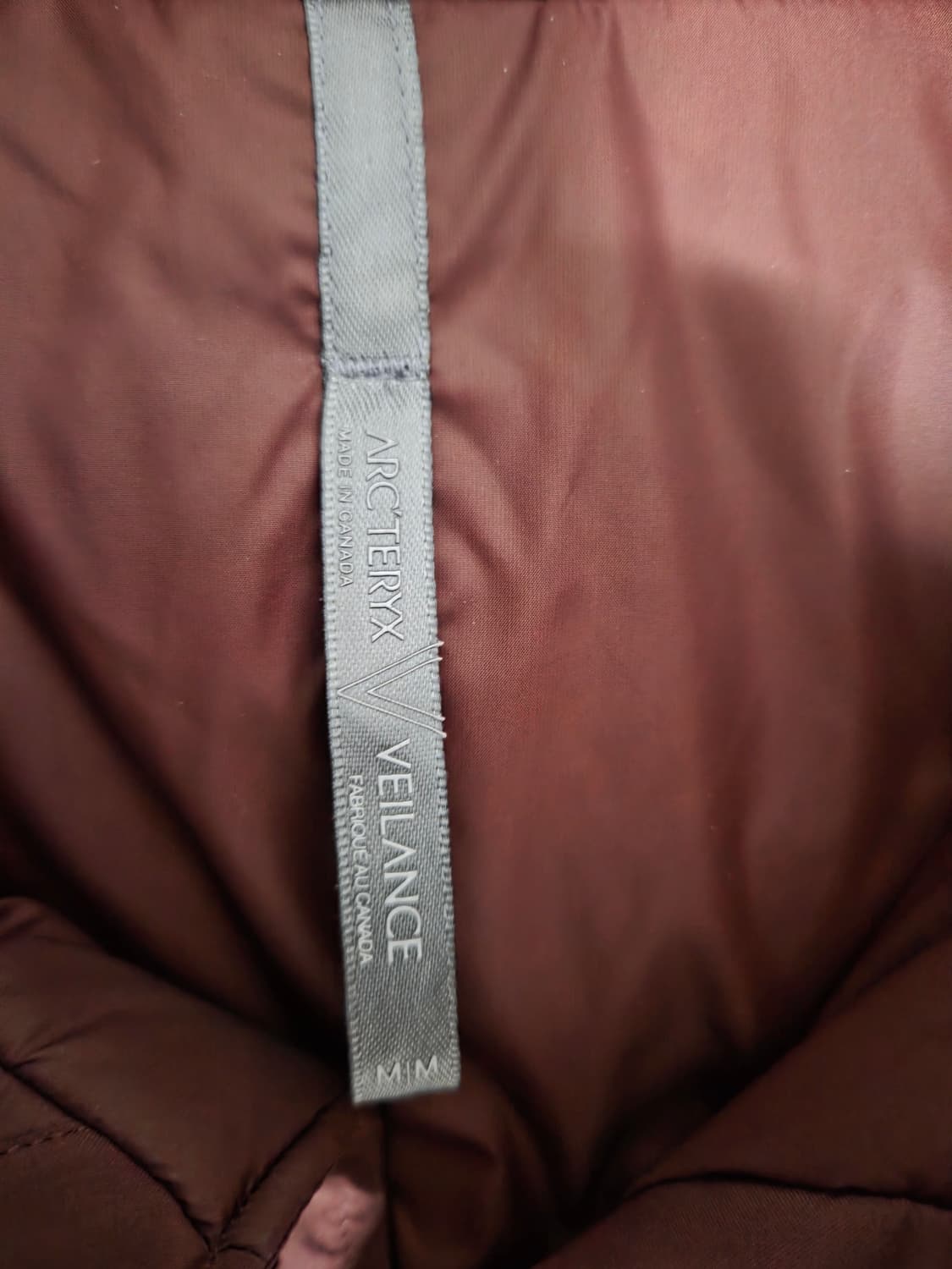 아크테릭스(arc'teryx) 베일런스(veilance) 라인 다운 재킷 상품이미지4