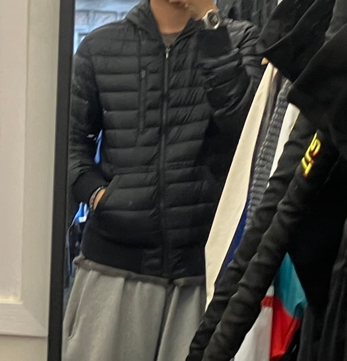 언더커버 x 유니클로 라이트다운 경량패딩 블랙 상품이미지6