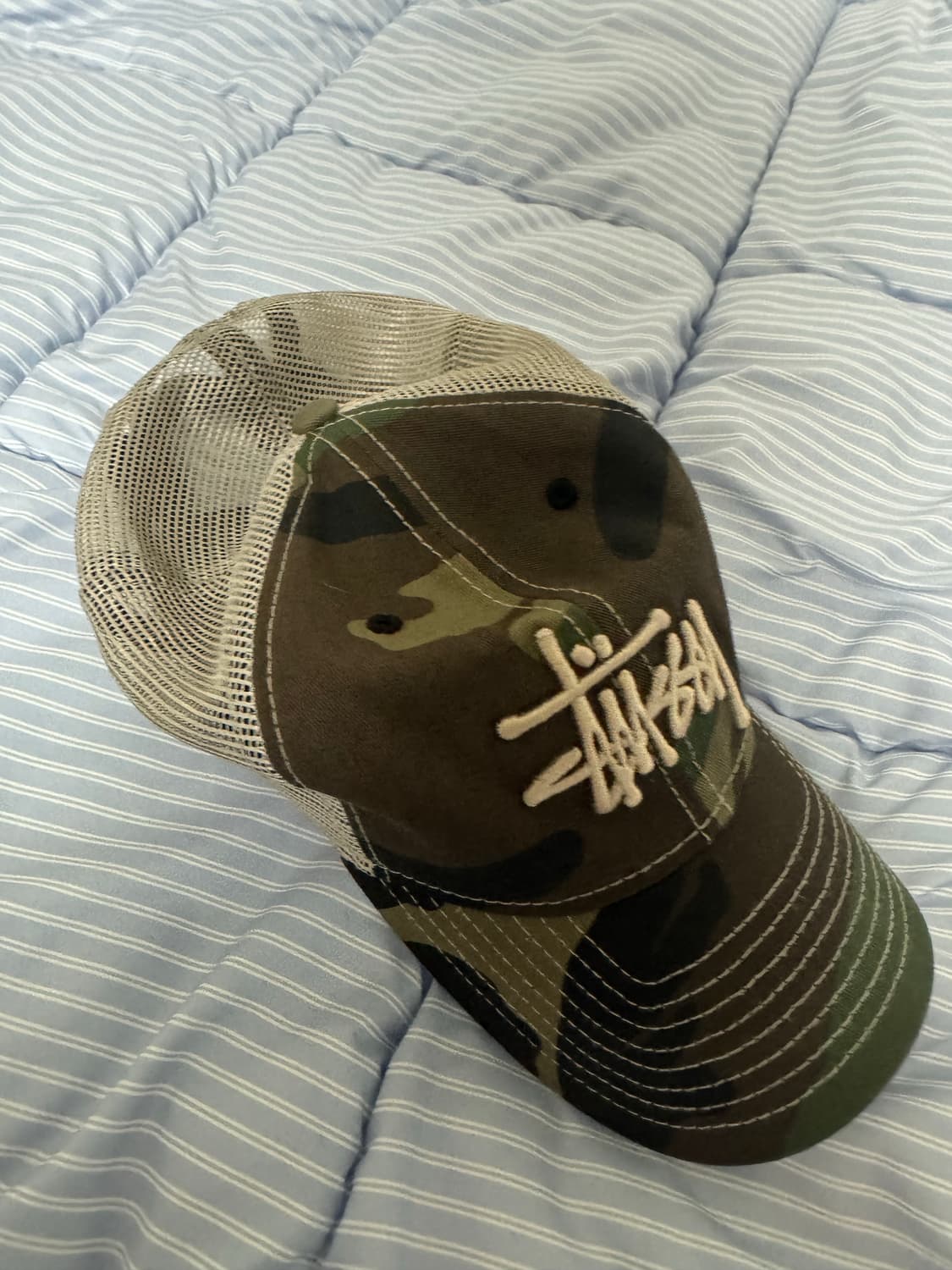 스투시 뉴에라 9Twenty 베이직 트러커 우드랜드 카모 상품이미지2