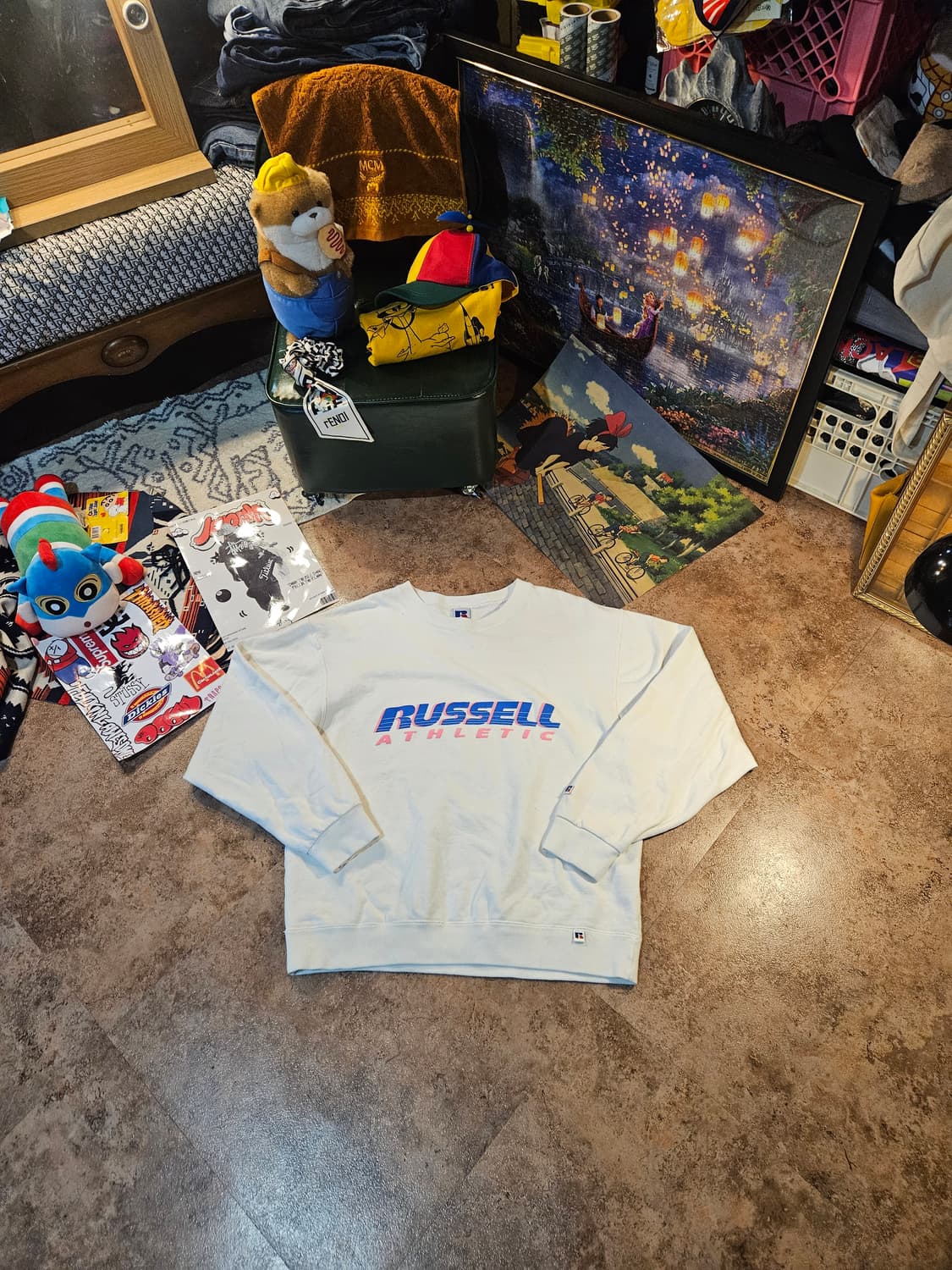 러셀 애슬레틱 RUSSELL ATHLETIC 맨투맨 (오프화이트)
mad 상품이미지1