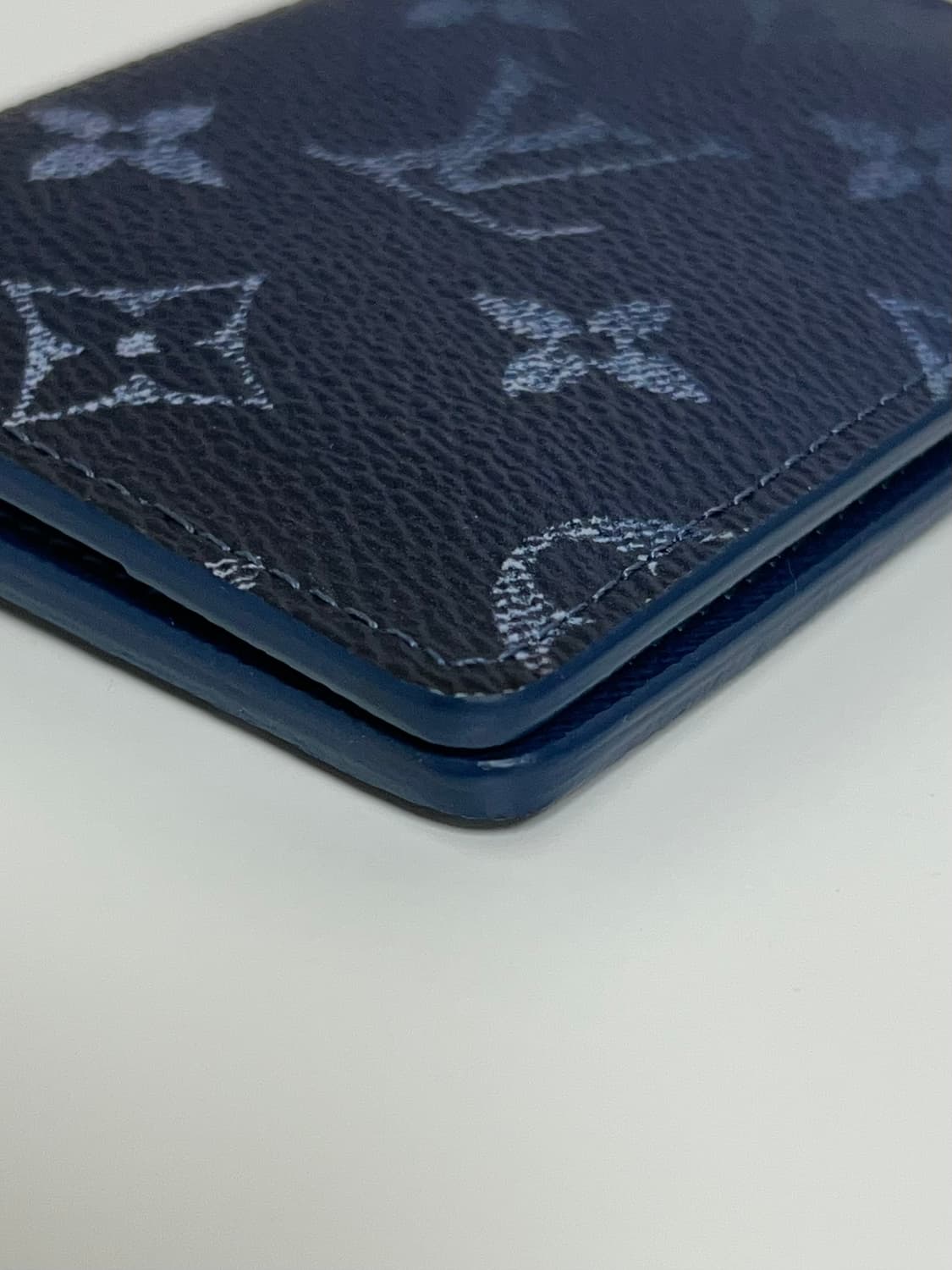 [정품] 새상품급 / 루이비통 그라데이션 오거나이저 블루 상품이미지10