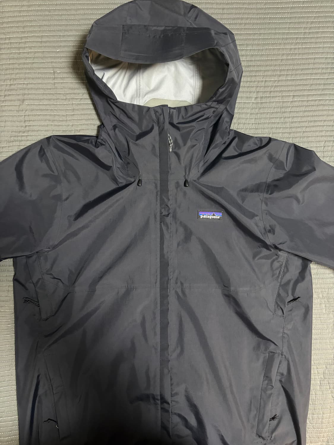 [M] 파타고니아 토렌쉘 3L 블랙 상품이미지1