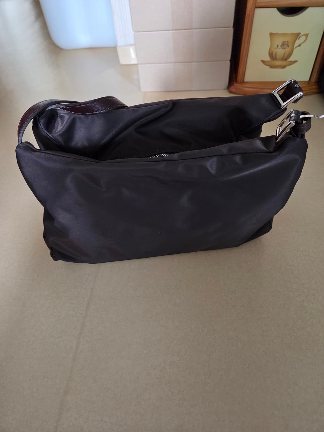 [새상품] 돈키 가방 소부 나일론 다크브라운 상품이미지4