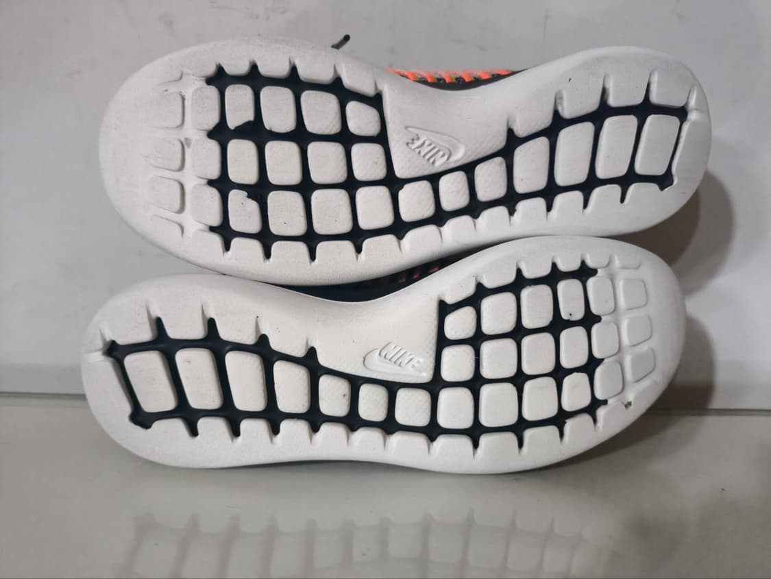 235mm 나이키 로쉬 투 플라이니트 런닝화 상품이미지9