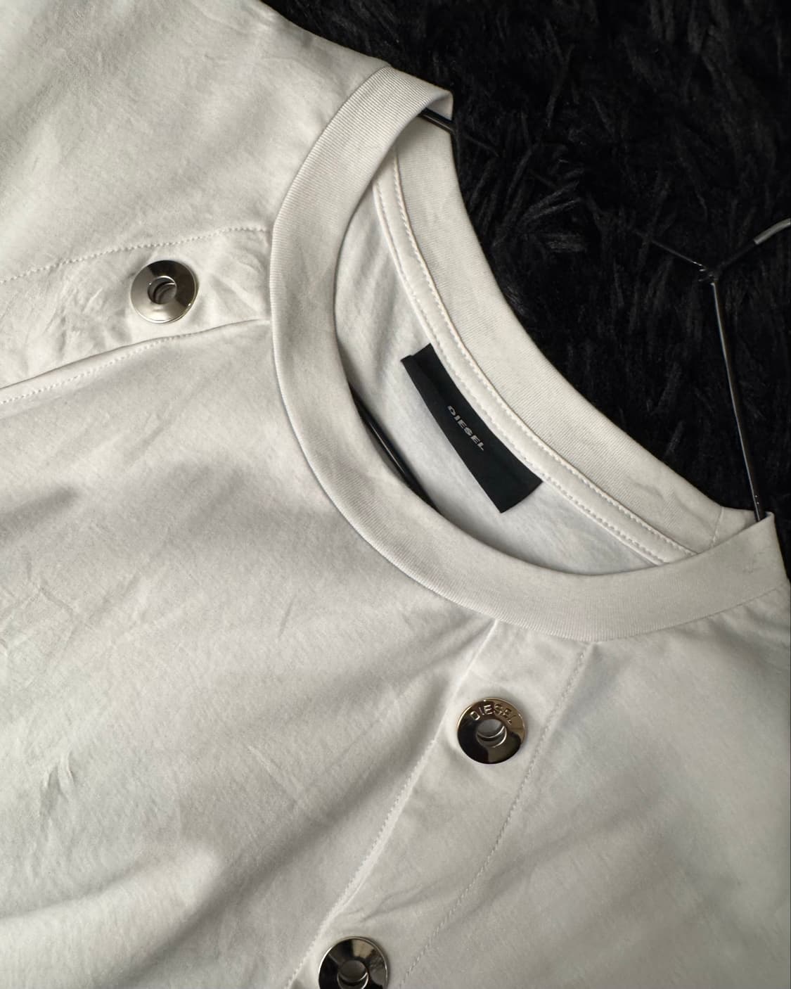 ”DISEL“ Diesel white button-detailed t-s 상품이미지5