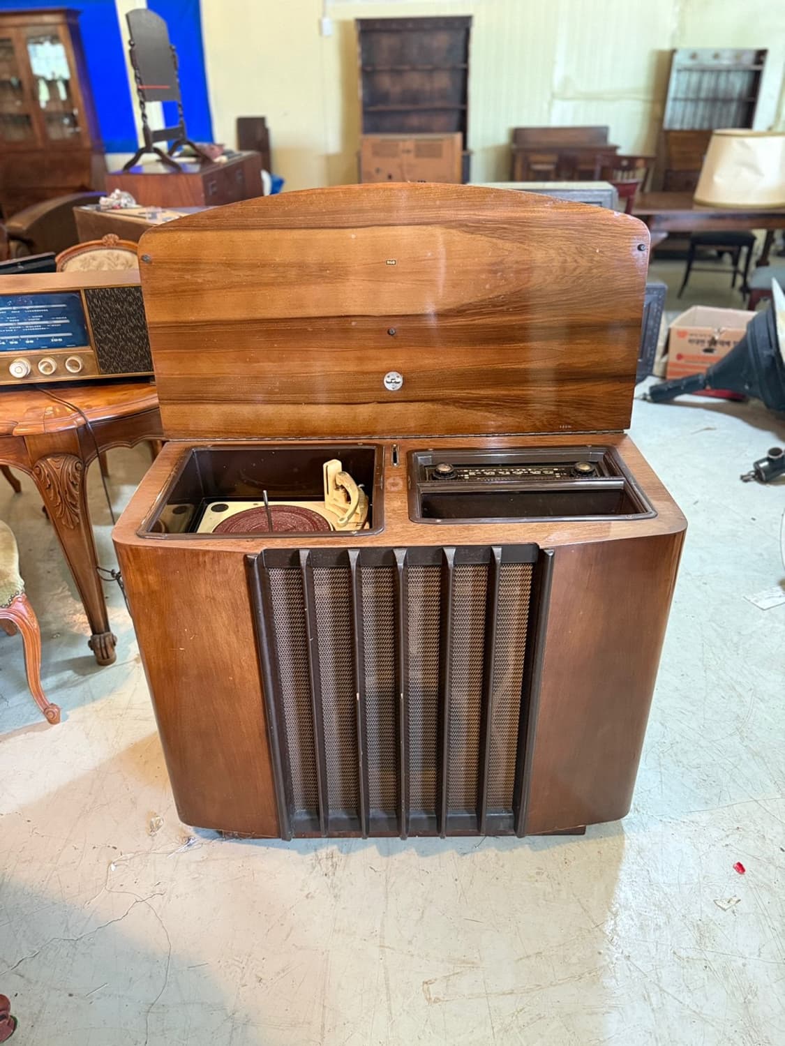 50s~60s 영국 RGD
미드센추리 턴테이블 오디오 콘솔 상품이미지3