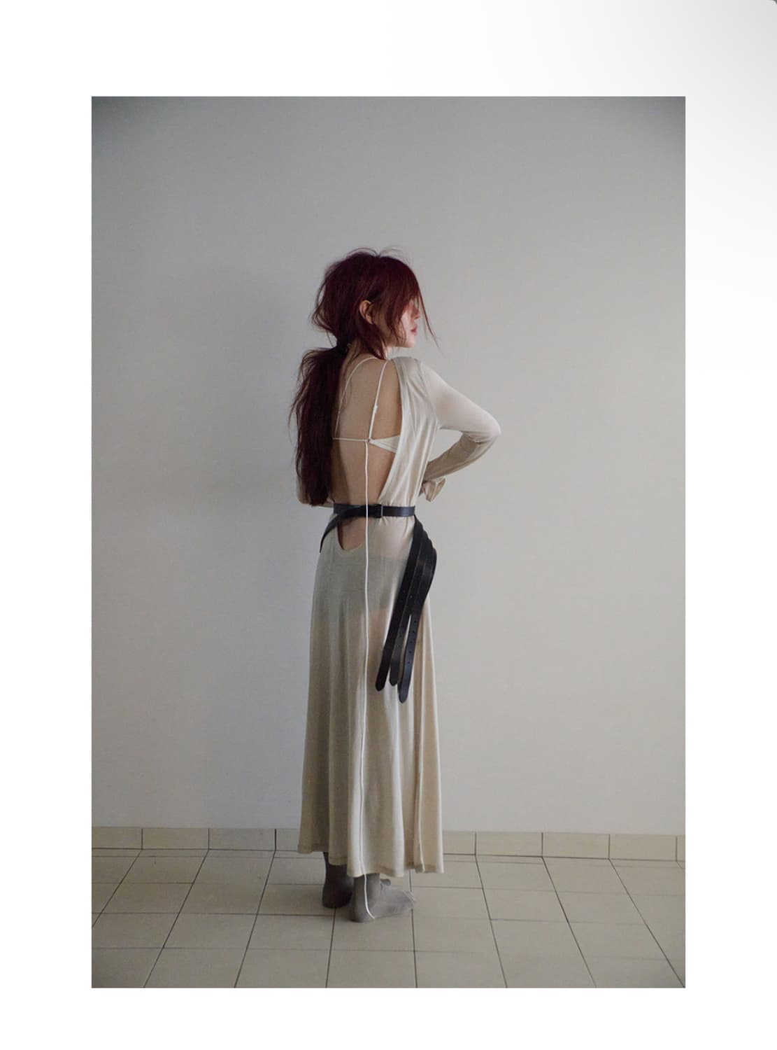 [새상품] 프레클 백리스 맥시 드레스 상품이미지1