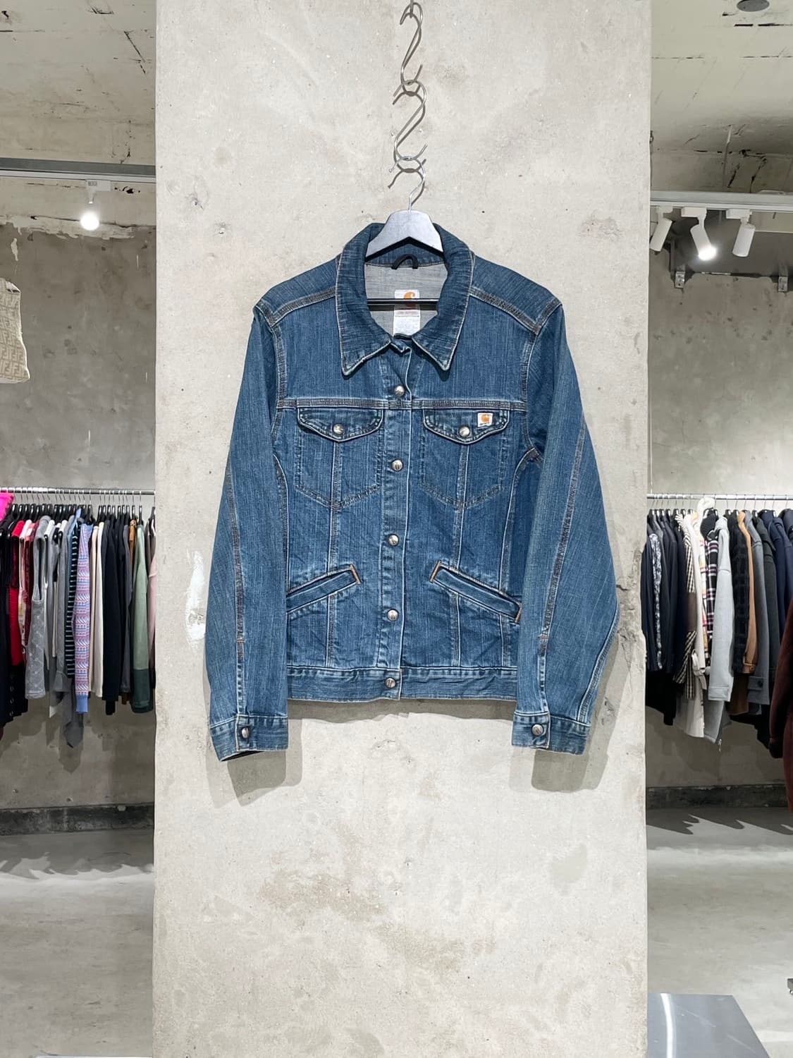 칼하트 우먼 WJ001 진청 스냅 버튼 데님 자켓 상품이미지1