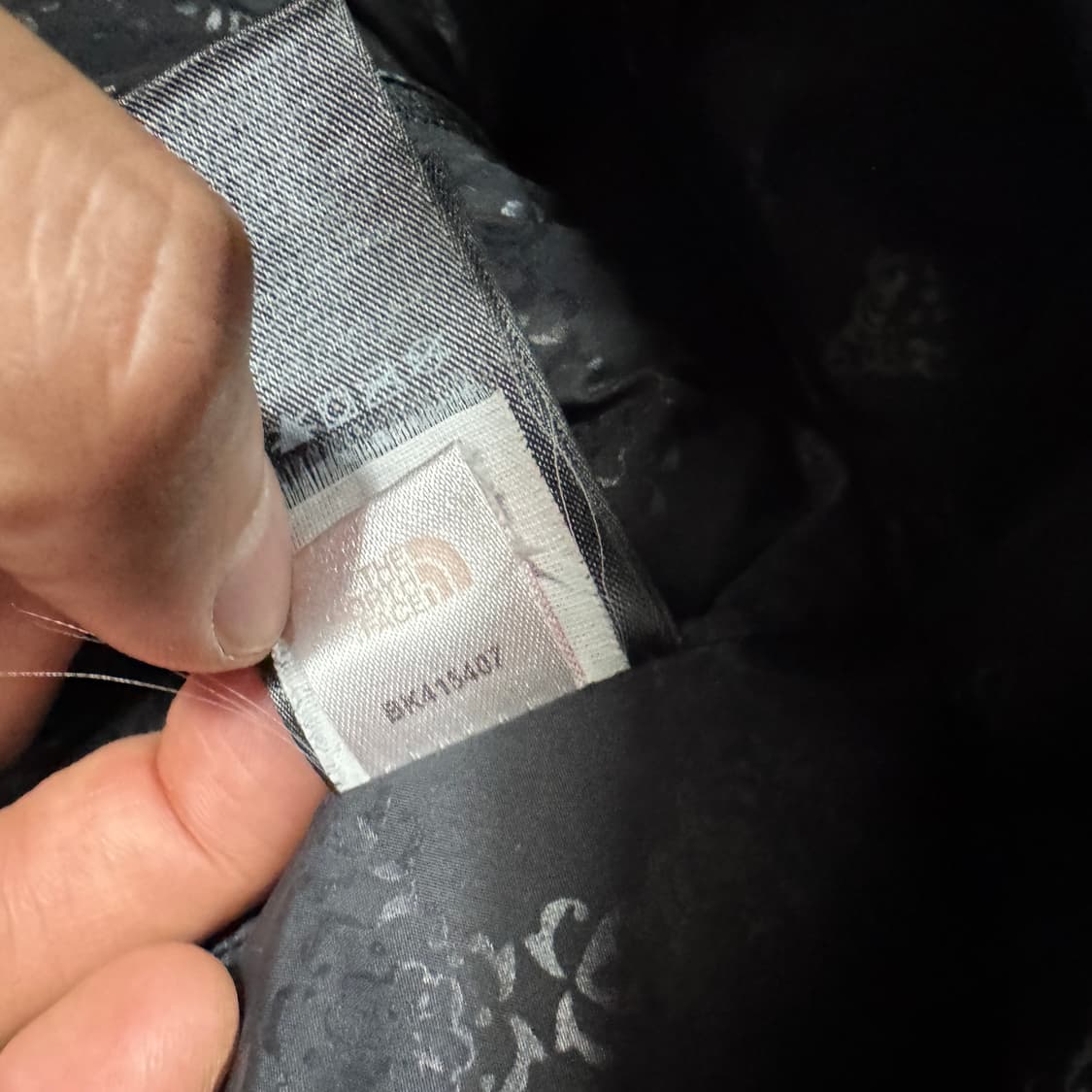 노스페이스 써모볼 패딩  웜업 사선집업  여성 M사이즈 상품이미지4