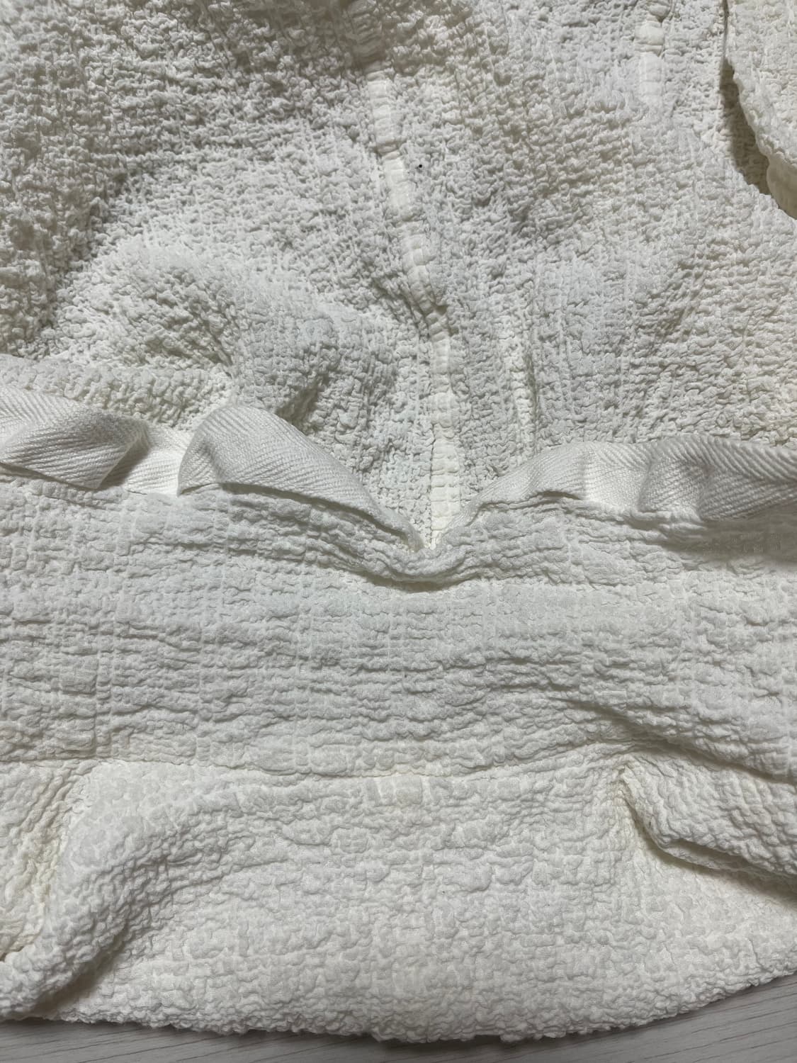 이세미야케 ME 화이트 프릴 가디건 상품이미지5