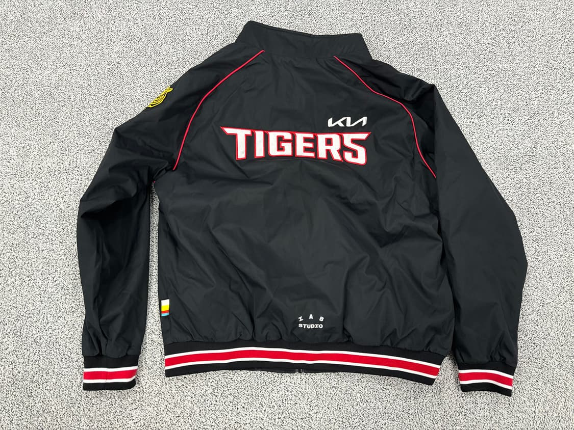 아이앱 스튜디오 기아타이거즈 자캣 상품이미지2