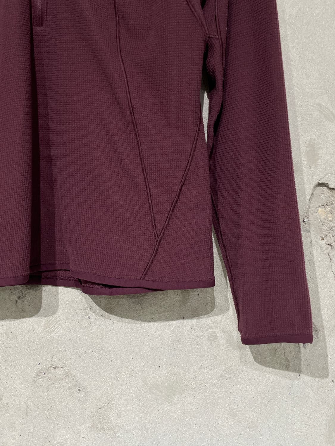 아크테릭스 버건디 델타 LT 집 넥 와플 플리스 상품이미지5