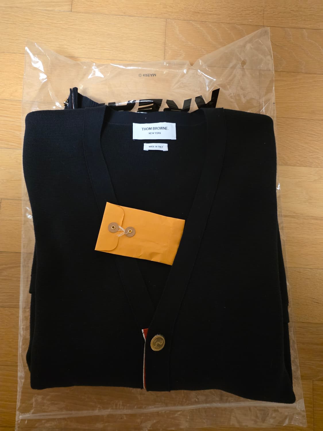 [5사이즈]25FW 톰브라운 밀라노스티치 금장 가디건 상품이미지1