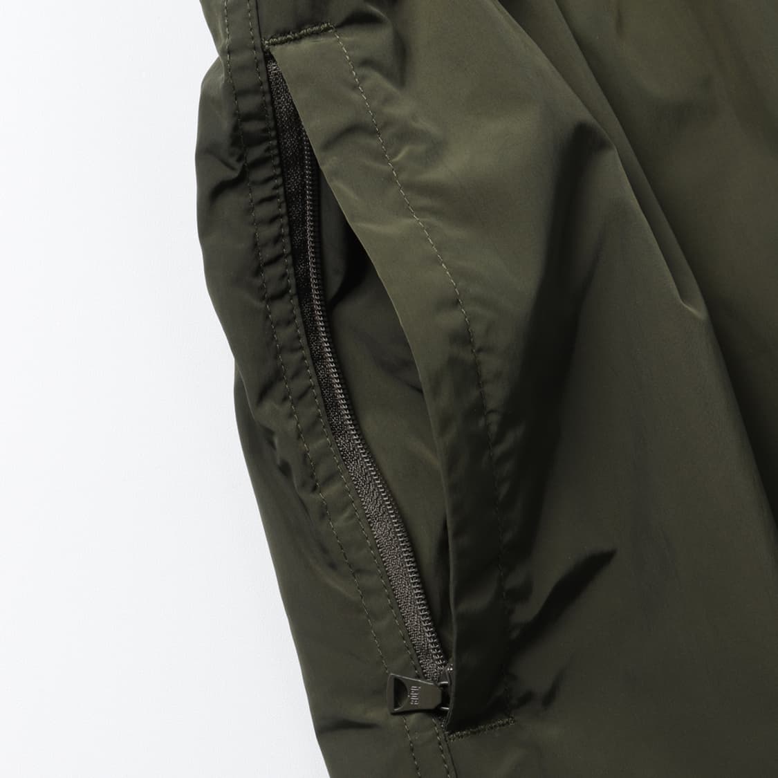 A BATHING APE College Beach Shorts 상품이미지7