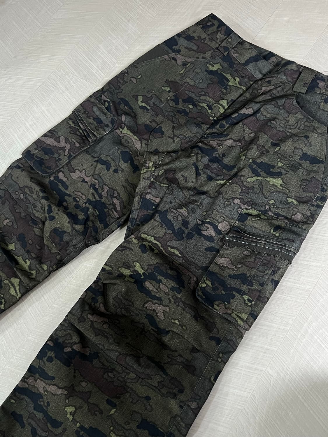 L) xlim EP.8 03 TROUSERS 카모 카모플라쥬 상품이미지4