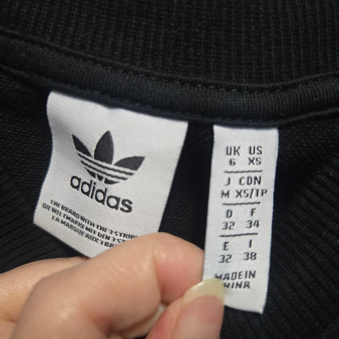 아디다스 블랙 오리지널 크루 맨투맨  상품이미지4