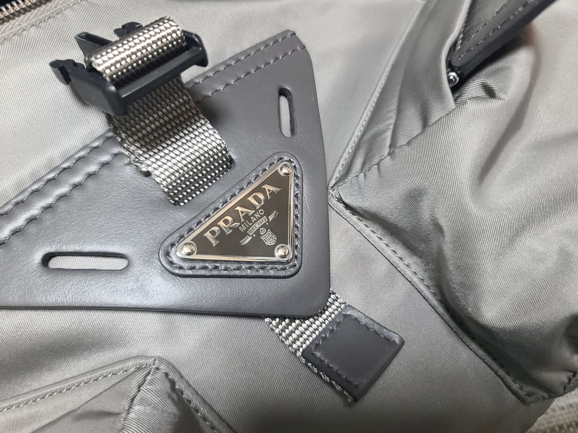 프라다 리나일론 숄더백 2vd062 유틸리티 크로스백 메신저백 버클바디백 상품이미지2
