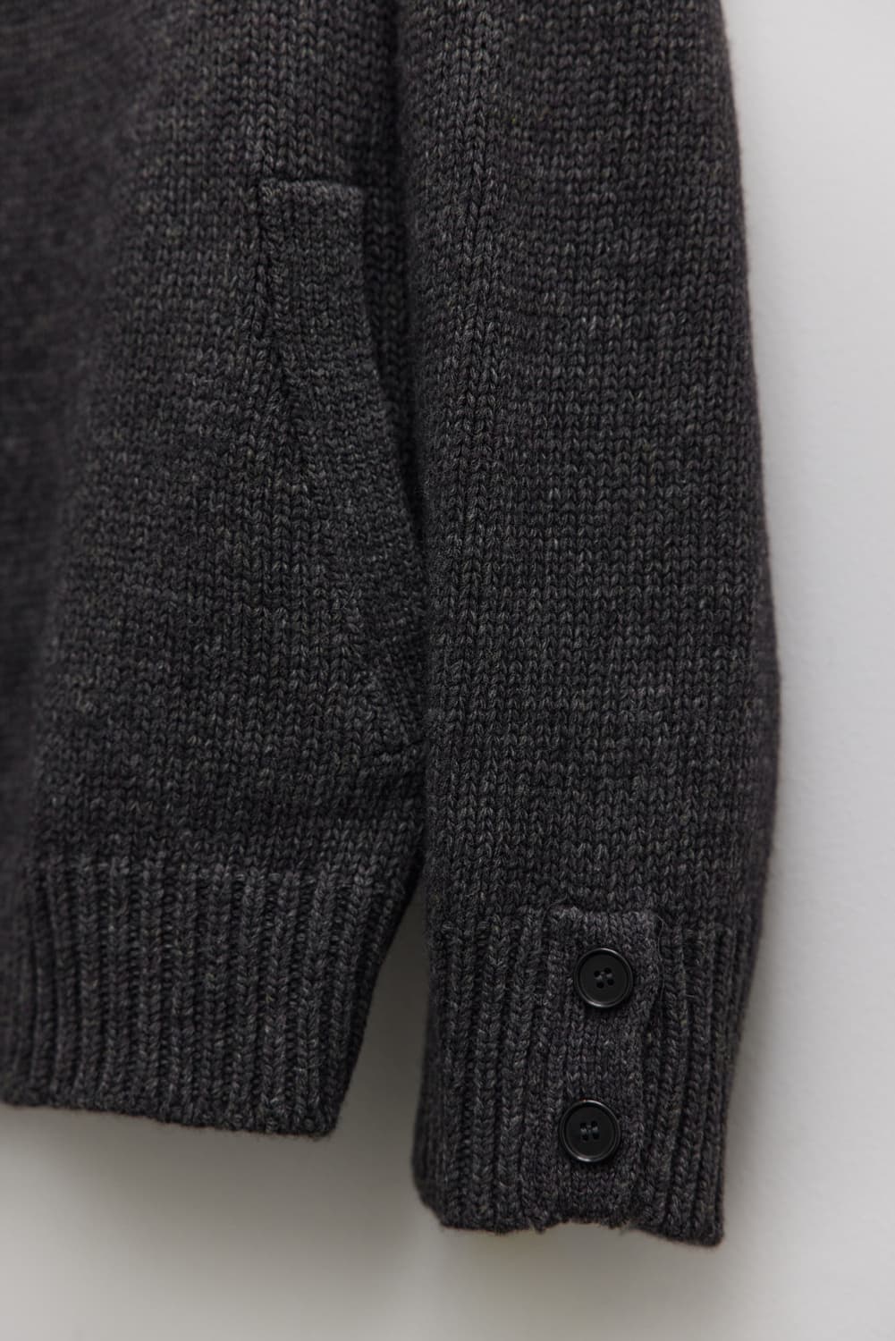 [YOUTH] Heavy-weight Knit Cardigan 상품이미지6