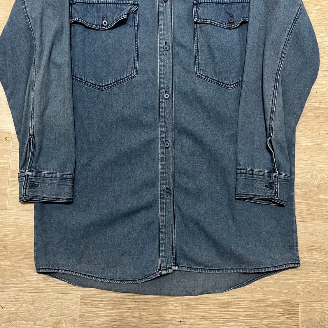 스튜디오 톰보이 여성 라운드햄 긴팔 데님셔츠 [중청] 85-92-160 상품이미지3