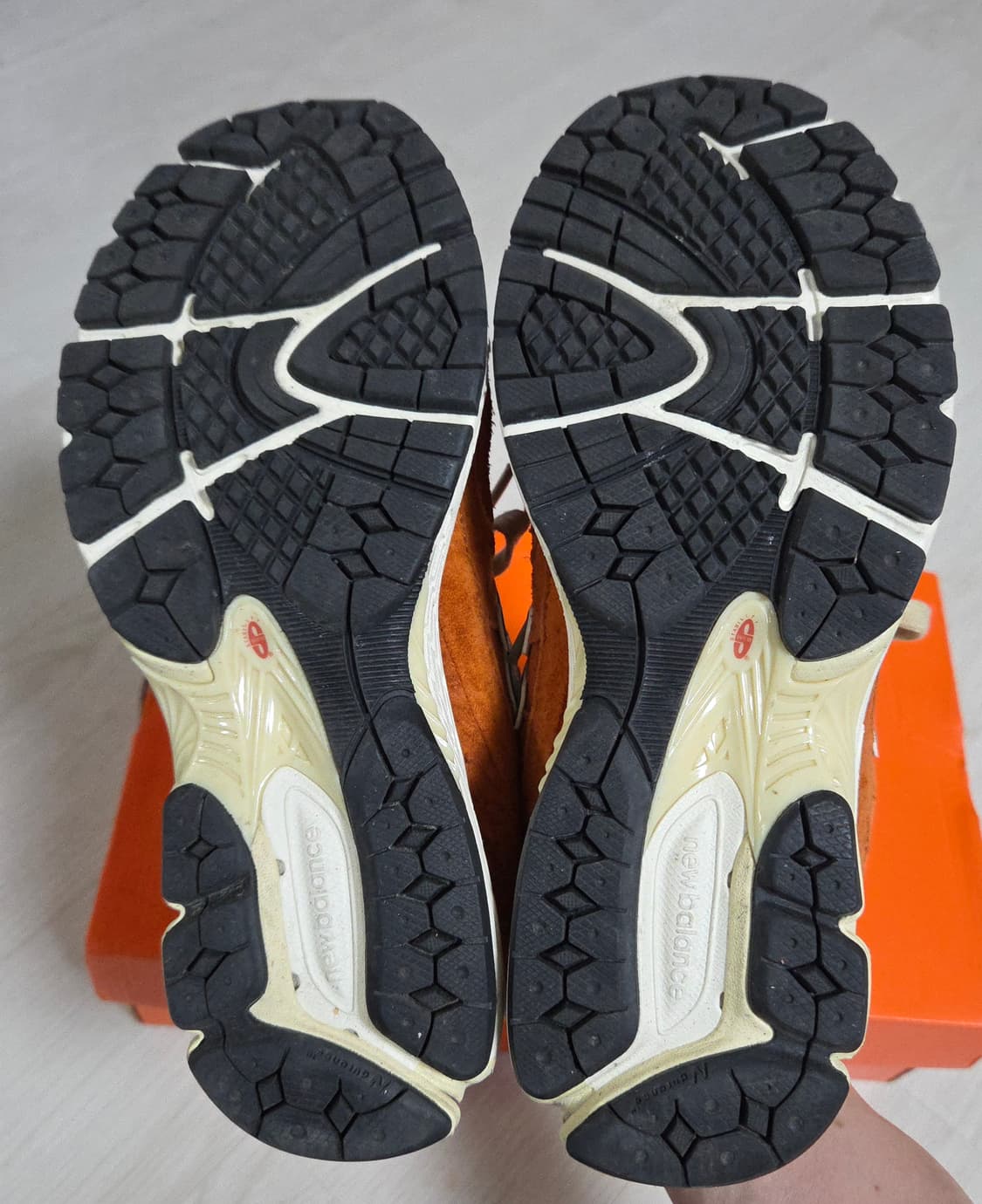 뉴발란스 2002r 러스트 옥사이드  상품이미지8