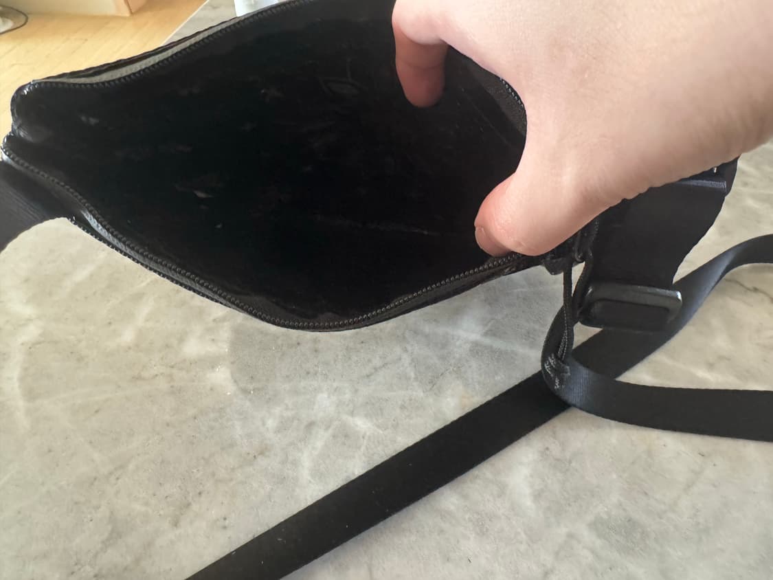 슈프림사이드터트백 팝니다 상품이미지3