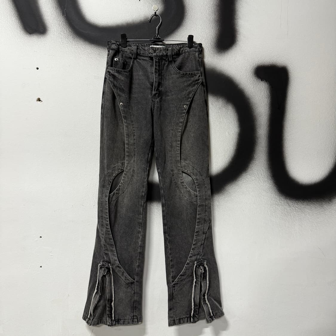 VTG 빈티지 써클 컷아웃 디테일 와이드 부츠컷 흑청 데님 팬츠 상품이미지1