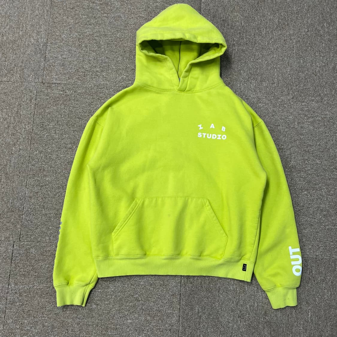 아이앱 스튜디오  x 웍스아웃 후드 상품이미지3