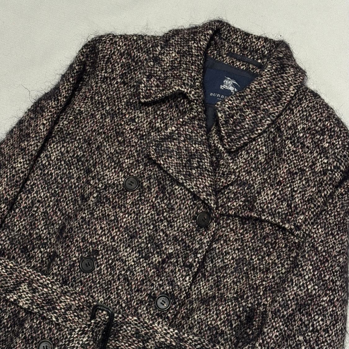 6 버버리 아이리쉬 트위드 패브릭 래글런 코트 상품이미지1