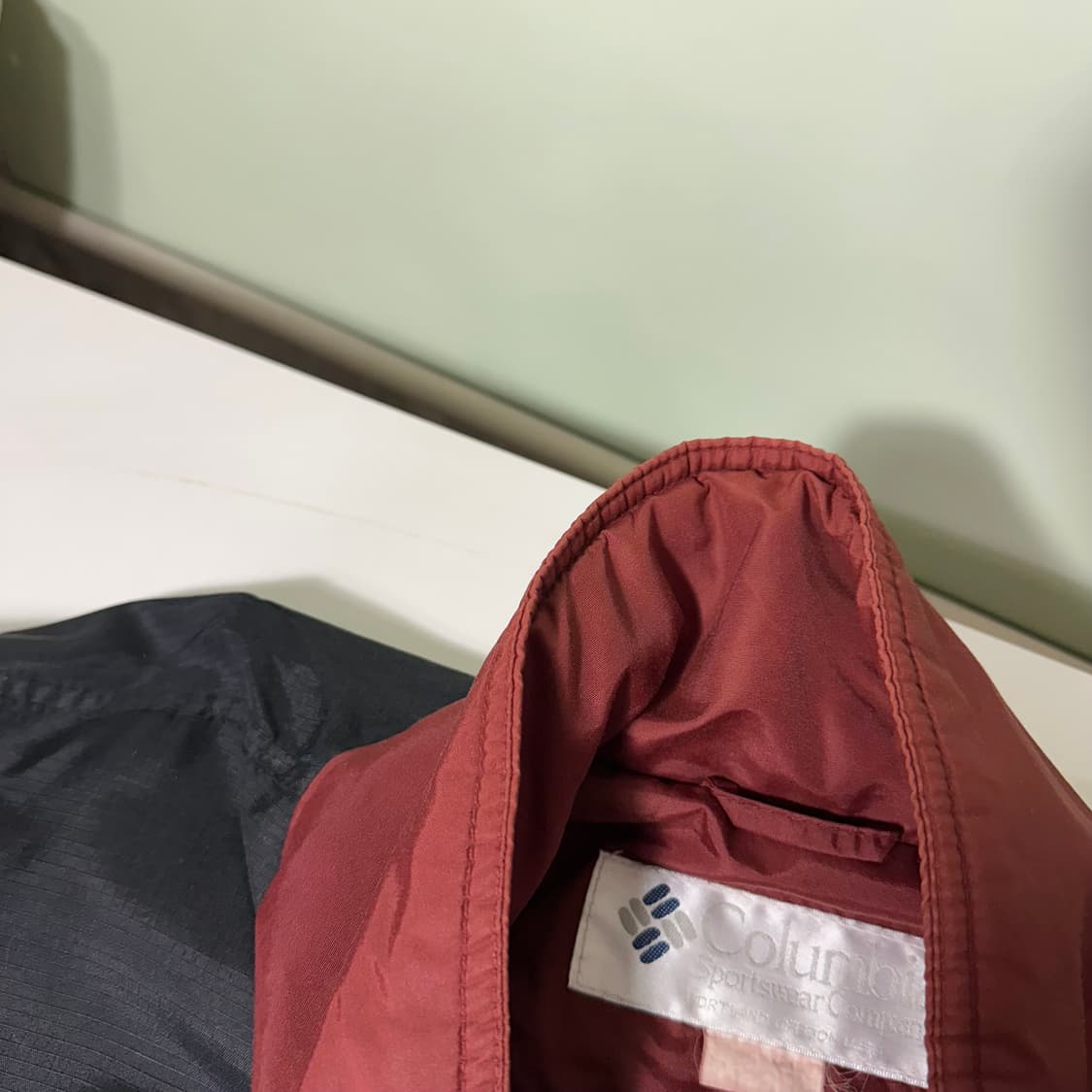 XL 컬럼비아 배색 허리스트링 전문가용 나일론 등산바람막이 상품이미지4