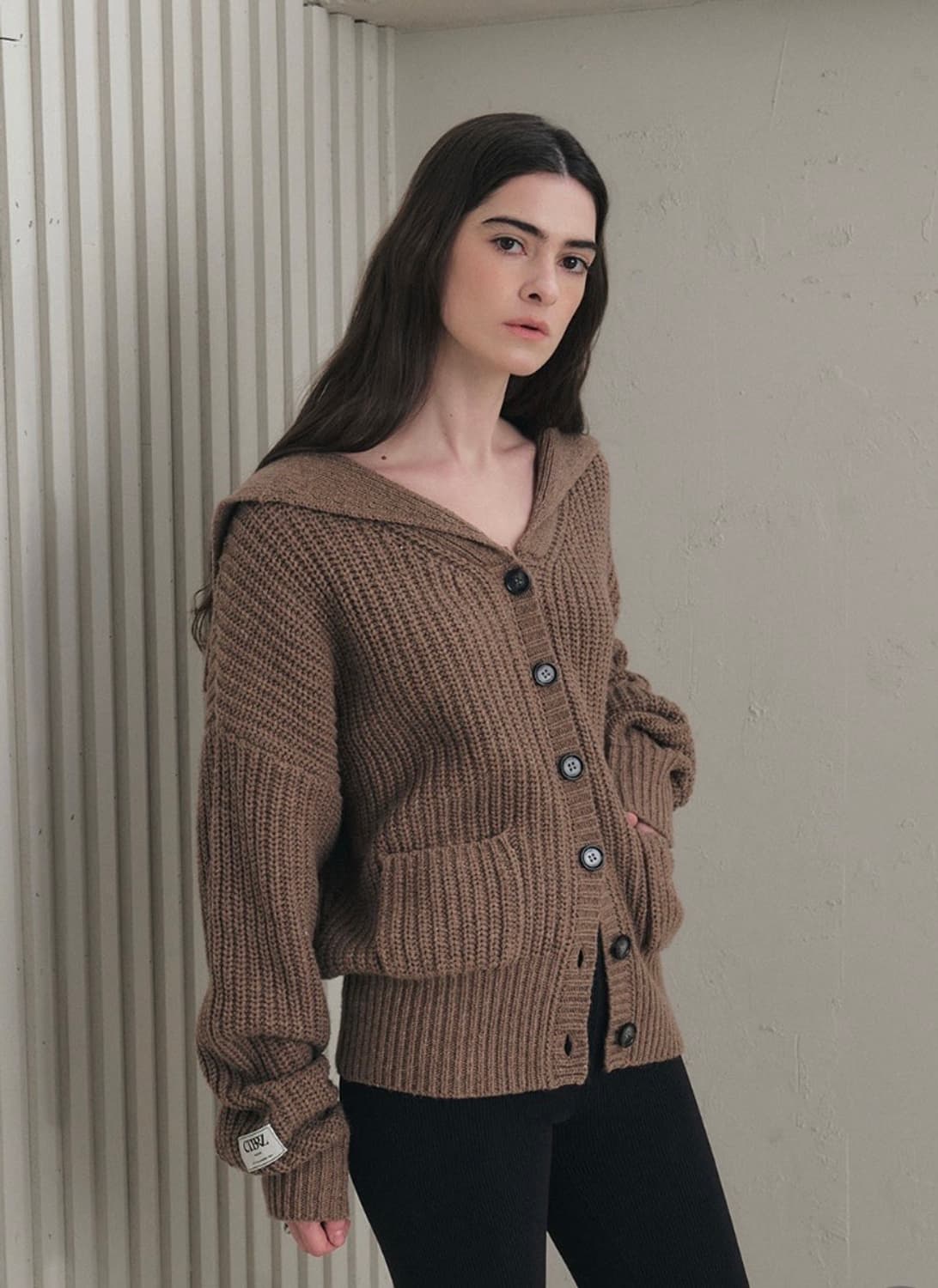시티브리즈 투포켓 세일러 가디건 브라운 새상품 상품이미지2